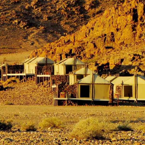 Lodge in der Namib Wüste