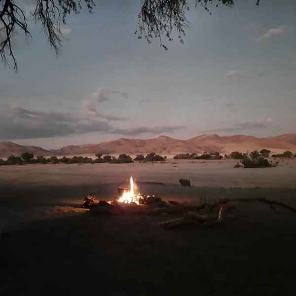 Lagerfeuer in Namibia