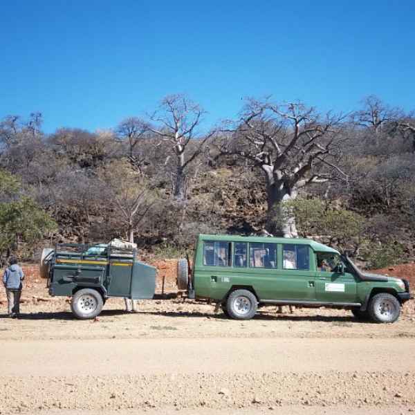 Outdoor Adventure Safarimobil mit Trailer