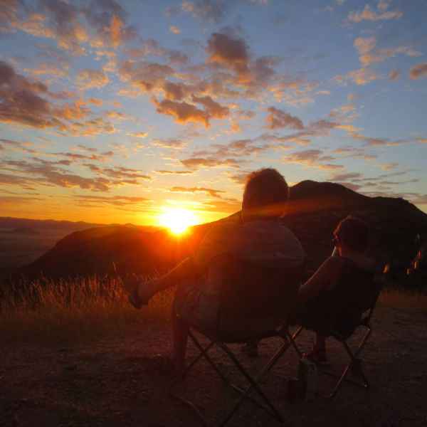 Traumhafte Sonnenuntergänge auf Campingtour